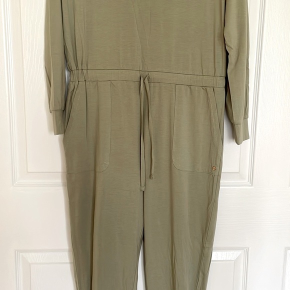 NWT Lovelatte jumpsuit playsuit pajama pj in tea, size S - Picture 2 of 13